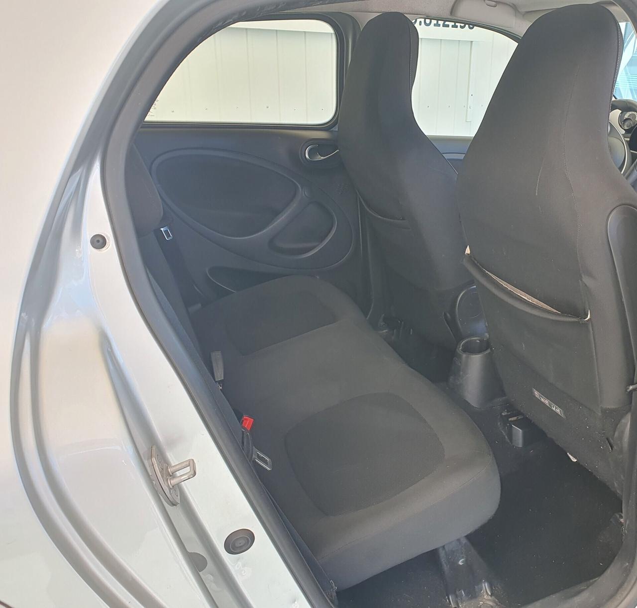 Smart ForFour 70 1.0 BENZ. - 2017 - KM. 137.000