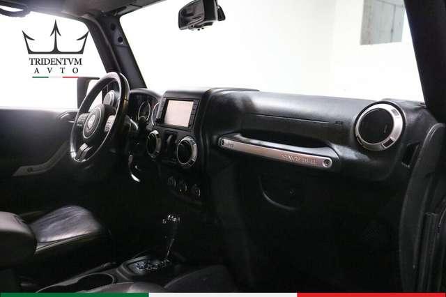 Jeep Wrangler 2.8 crd Sahara auto E6