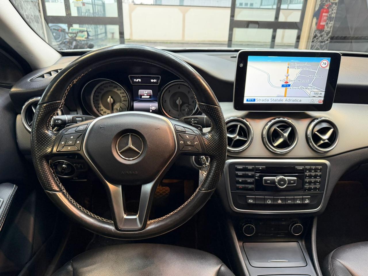 Mercedes-benz GLA 200 d Automatic 4Matic Sport