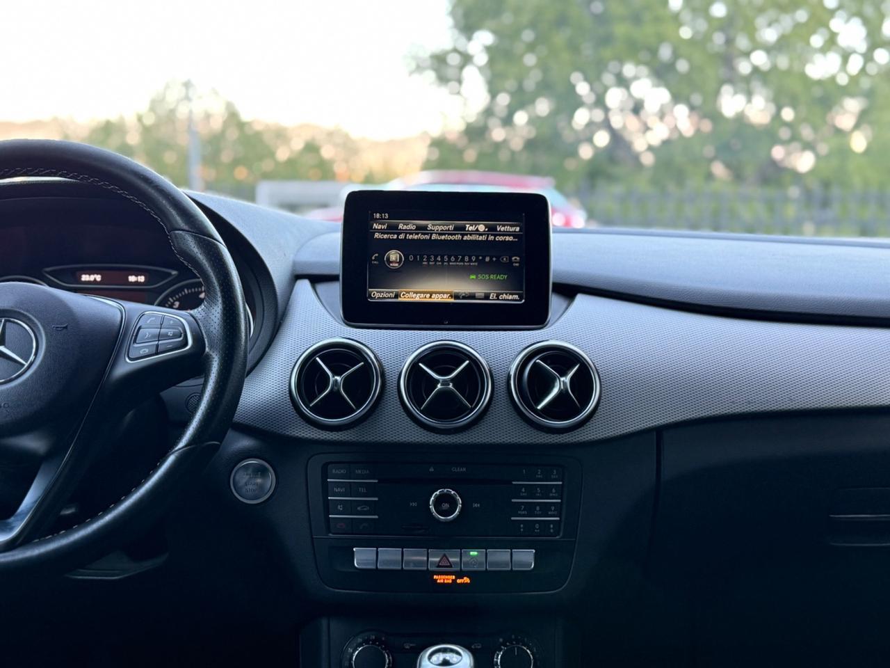 Mercedes-benz B 180 d Premium