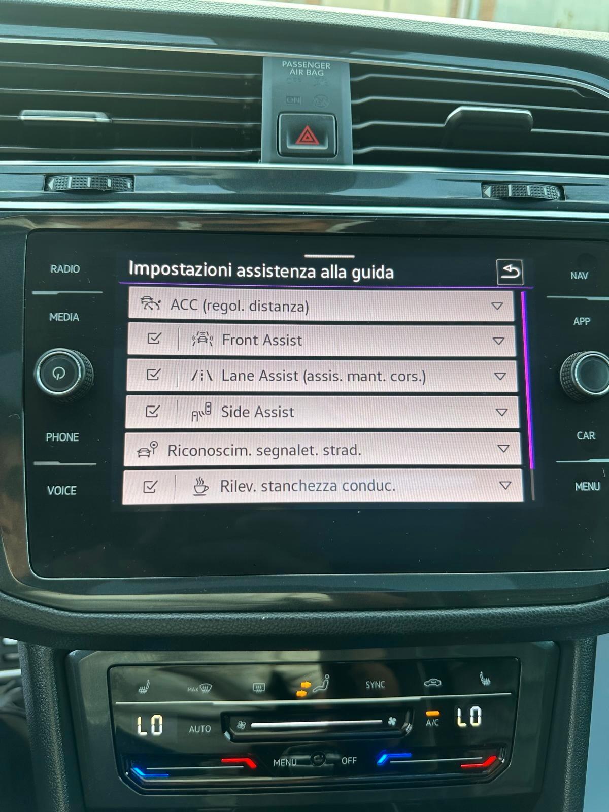 Volkswagen Tiguan 2.0 TDI 200 CV SCR DSG 4MOTION R-Line TETTO APRIBILE SEDILI IN PELLE TOTALE