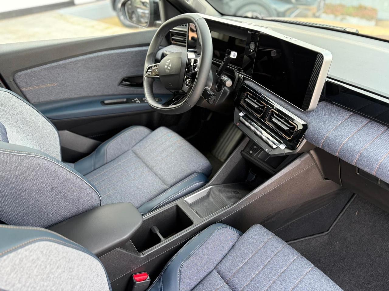 Renault 4 E-Tech Electric 150 CV Comfort Range Techno