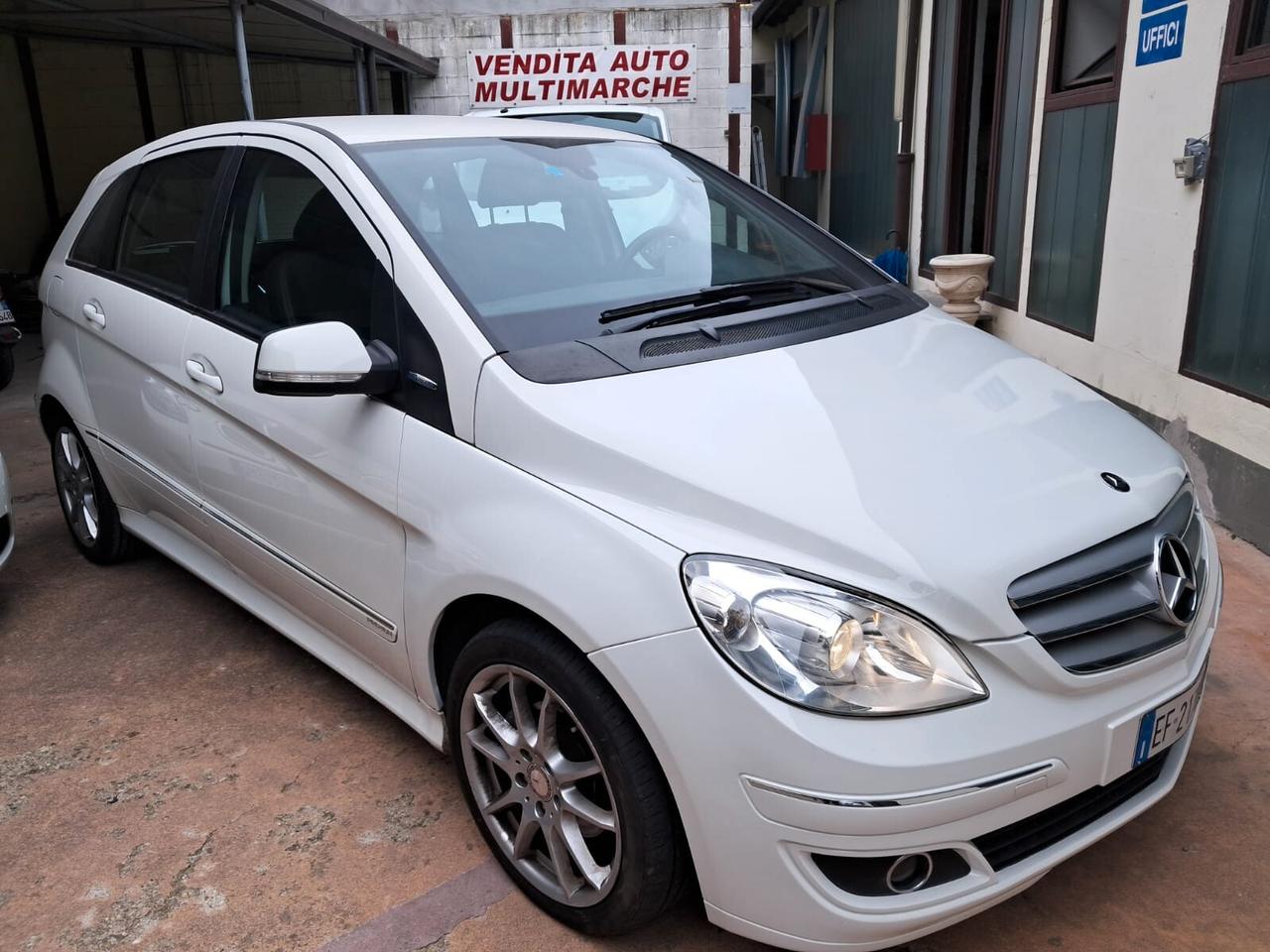 Mercedes-benz B 180 B 180 BlueEFFICIENCY Premium