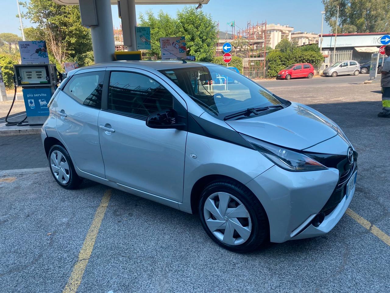 Toyota Aygo 1.0 VVT-i 69 CV 5 porte x-cool TSS MMT