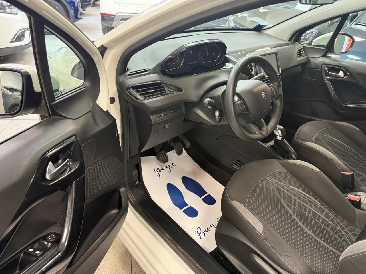 Peugeot 208 PureTech 82 3 porte Active Ok Neopatentati