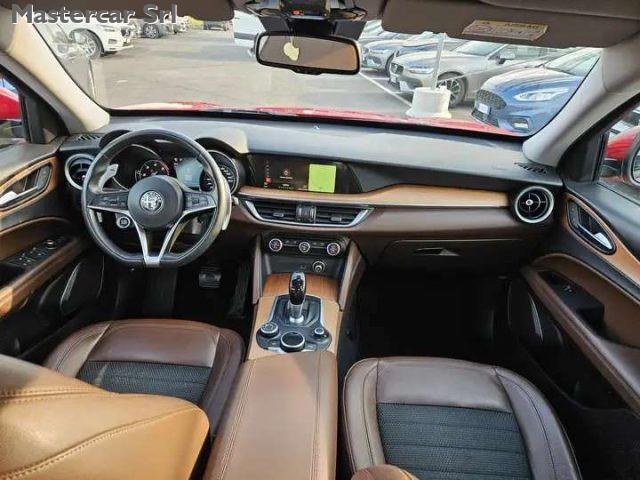 ALFA ROMEO Stelvio Stelvio 2017 2.2 t Executive Q4 210cv auto - FL678