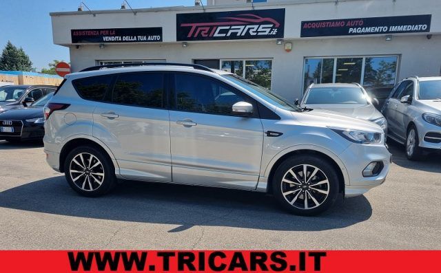 FORD Kuga 2.0 TDCI 120 CV S&S 2WD ST-Line PERMUT