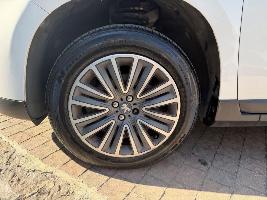 PEUGEOT 2008 1.2 ALLURE CERTIFICATA UNPROPRIETARIO