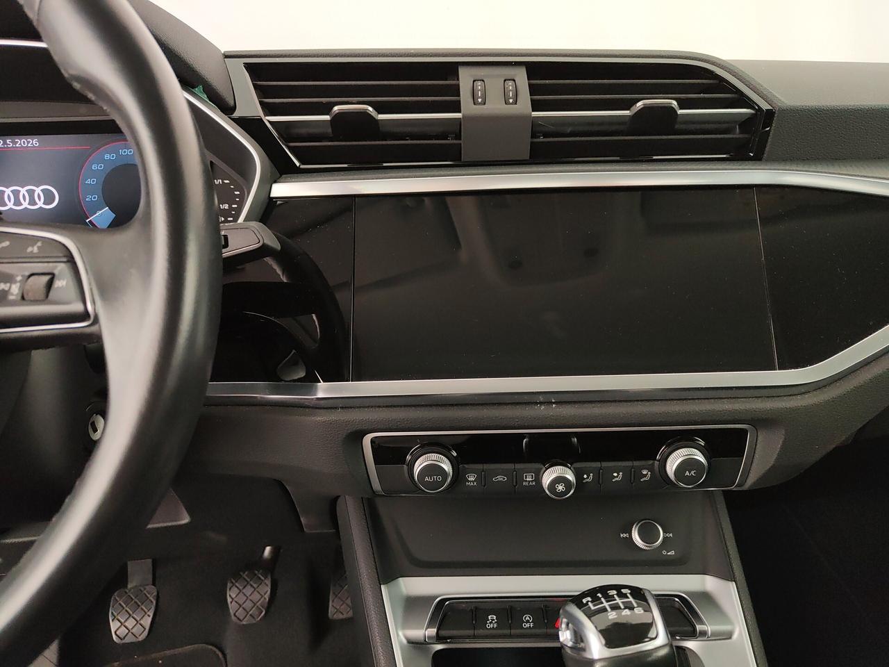 Audi Q3 35 TDI quattro Business