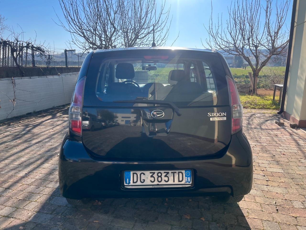 Daihatsu Sirion 1.0 12V Mio