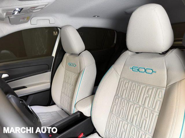 FIAT 600 Hybrid 110 CV DCT MHEV La Prima II