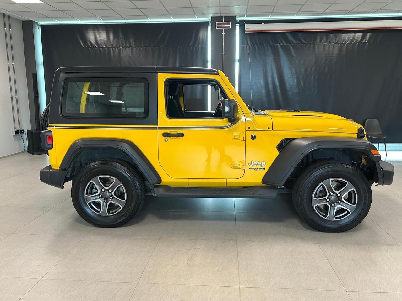 Jeep Wrangler 2.2 Mjt II Sport