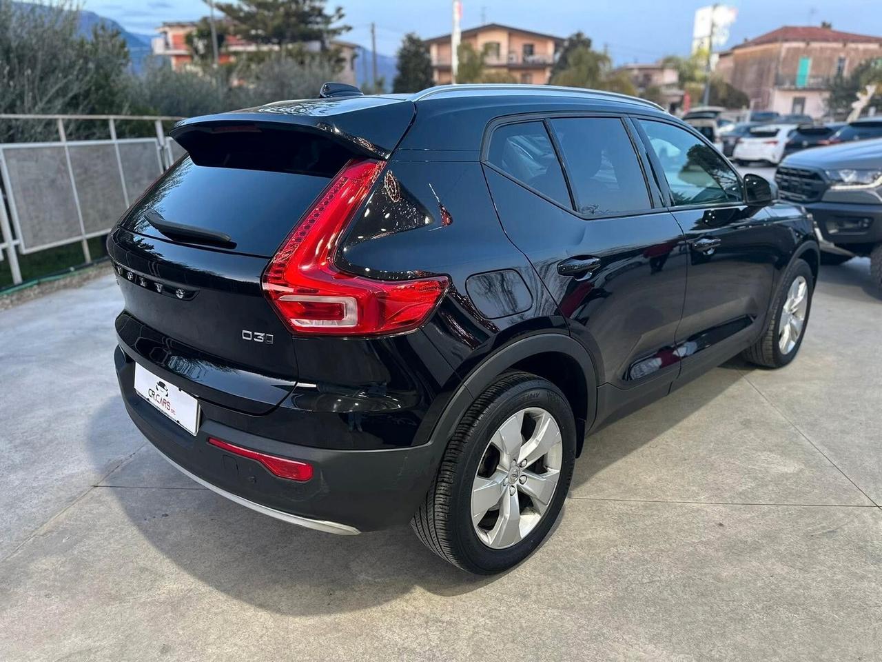 Volvo XC40 D3 Geartronic Momentum Pro