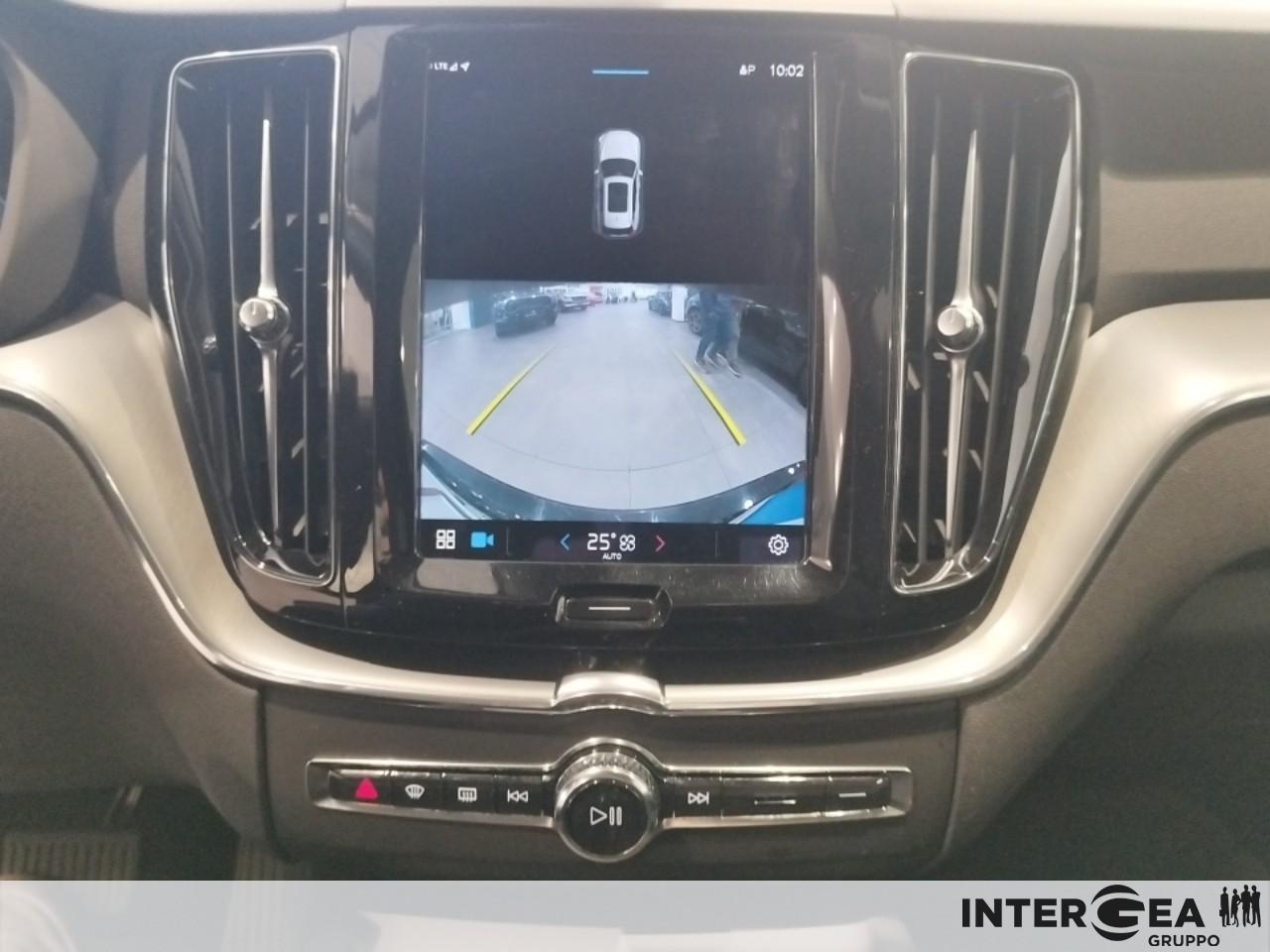 VOLVO XC60 2.0 b4 Core auto