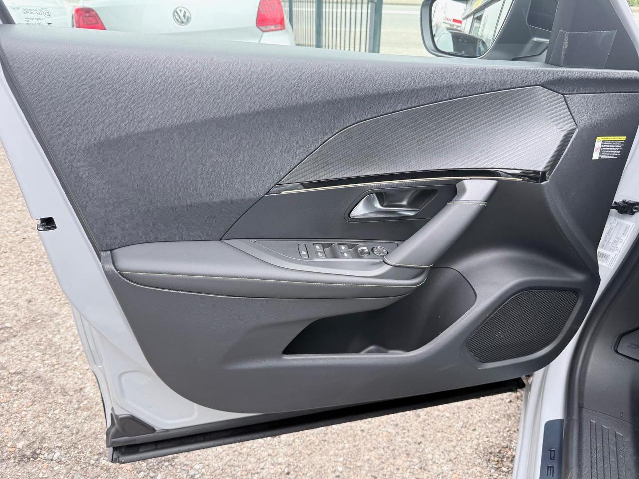 Peugeot 2008 2008 1.2 hybrid GT 145cv e-dcs6