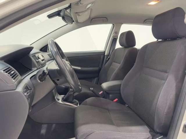 Toyota Corolla 1.4 16V 5 porte Sol