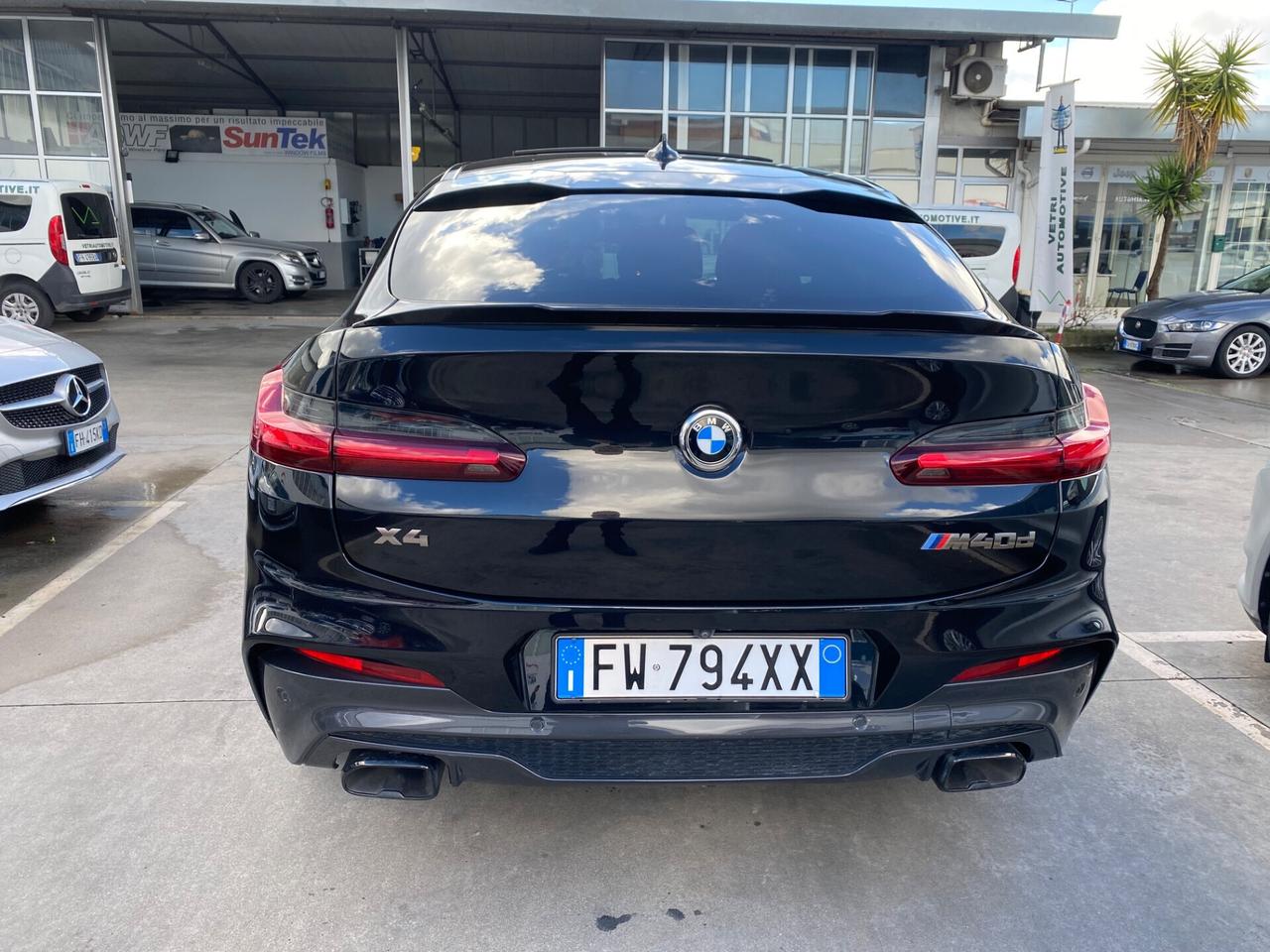 Bmw X4 M40 x drive TETTO INTERNI ROSSI