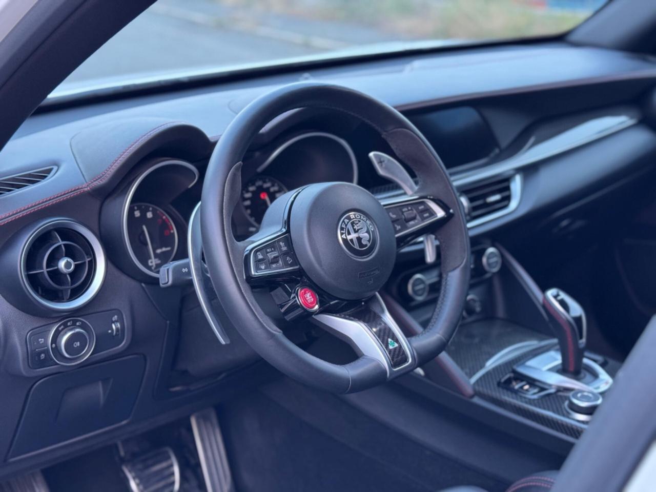 Alfa Romeo Stelvio 2.9 Bi-Turbo V6 510 CV AT8 Quadrifoglio