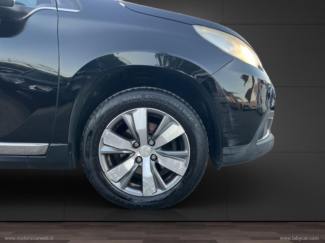 PEUGEOT 2008 1.6 e-HDi 115 CV S&S Allure