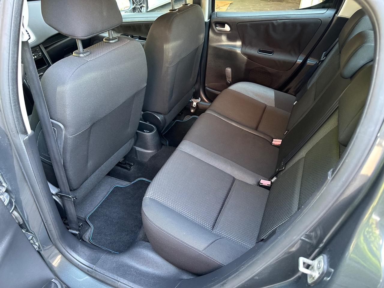 Peugeot 207 1.4 8V 75CV 5p. X Line