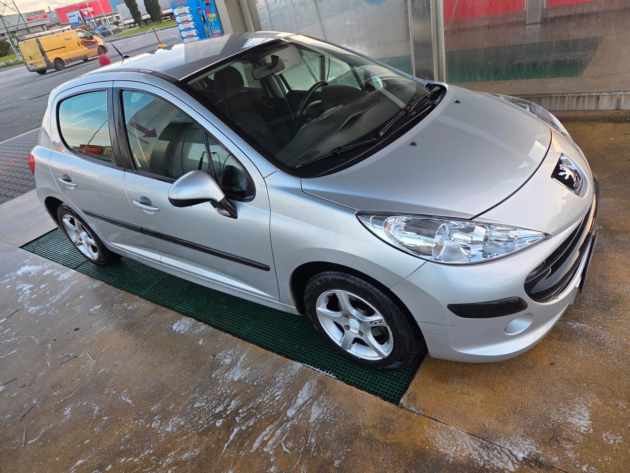 Peugeot 207 1.4 HDi 70CV 5p. 2007
