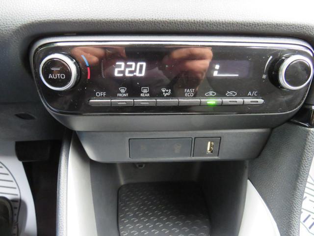 TOYOTA Yaris 1.5 Hybrid 5P AUTOMATICA