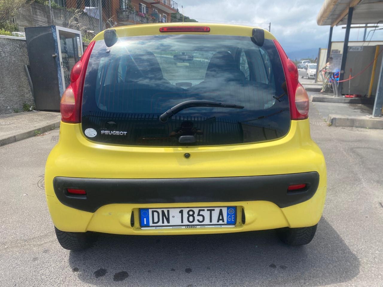 Peugeot 107 1.0 68CV 3p. Plaisir