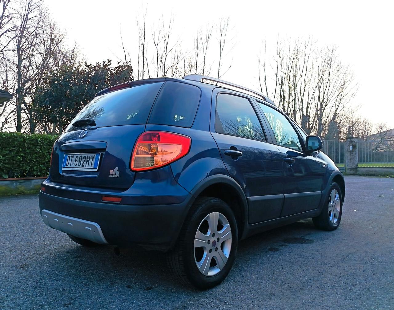 Fiat Sedici 1.9 MJT 4x4 Emotion