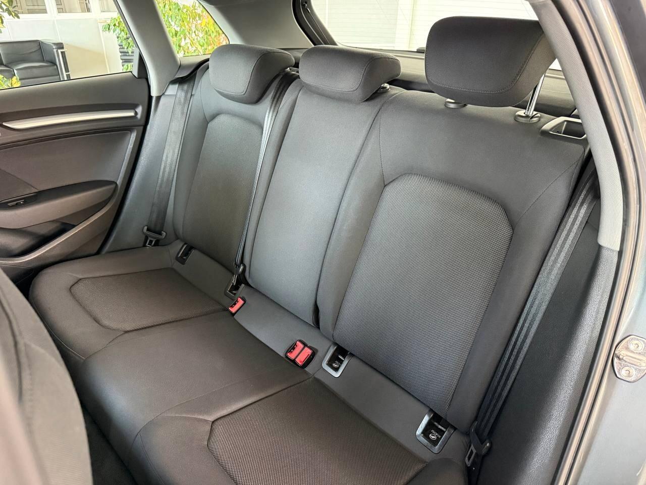 Audi A3 SPB 35 TDI S tronic Business