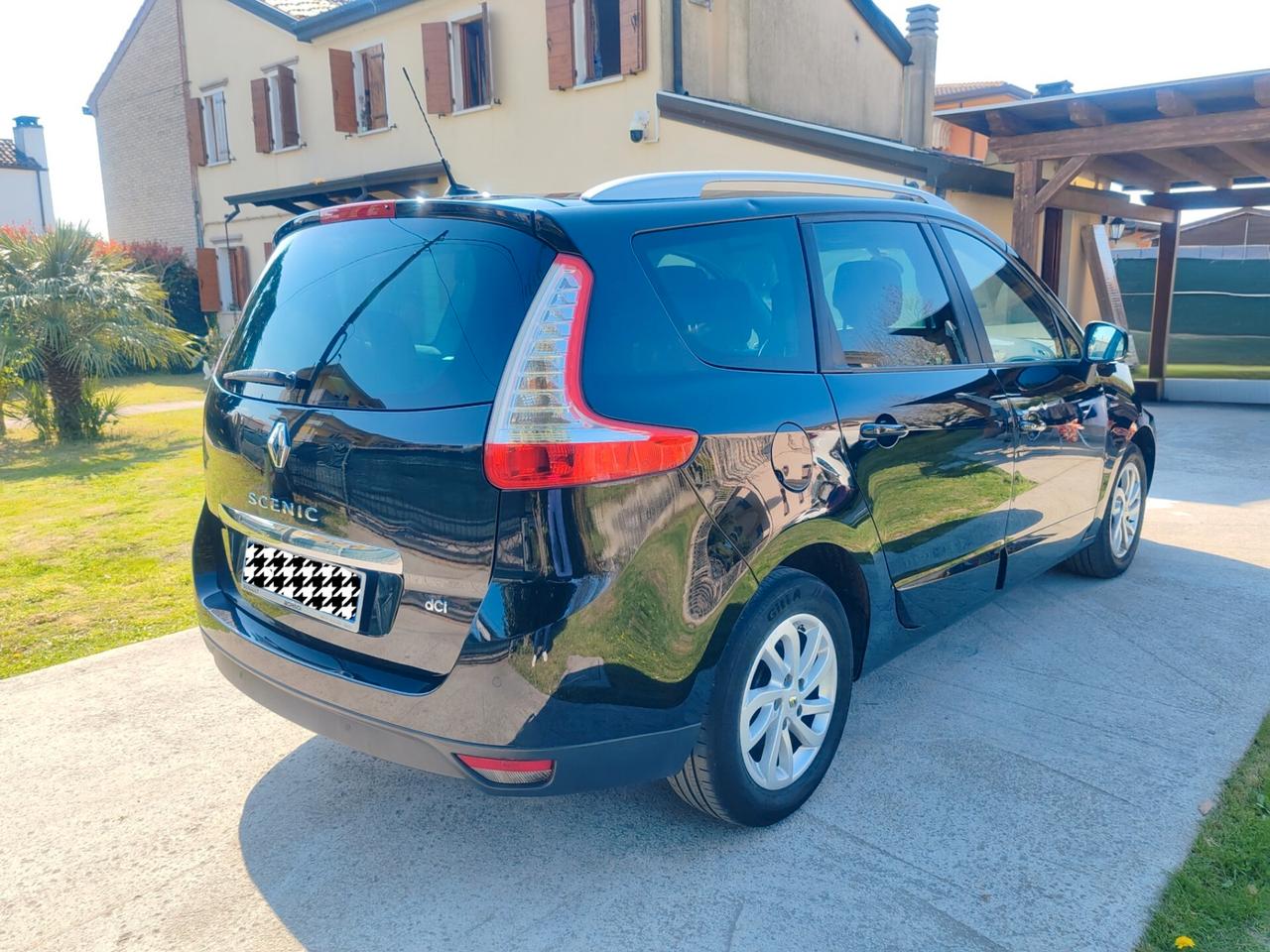 Renault Scenic 1.5 DCI 7 posti 2015 Euro6
