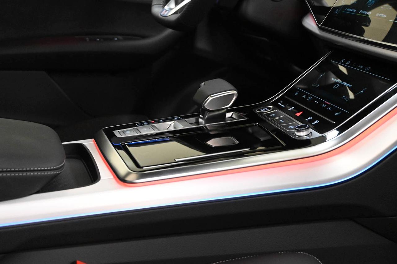 AUDI Q8 Q8 50 TDI 286 CV quattro tiptronic Sport