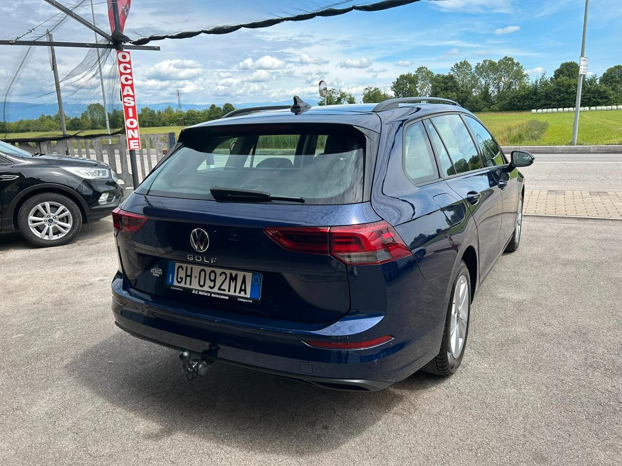 VW GOLF VARIANT 2.0 TDI 116CV Life - GANCIO TRAINO