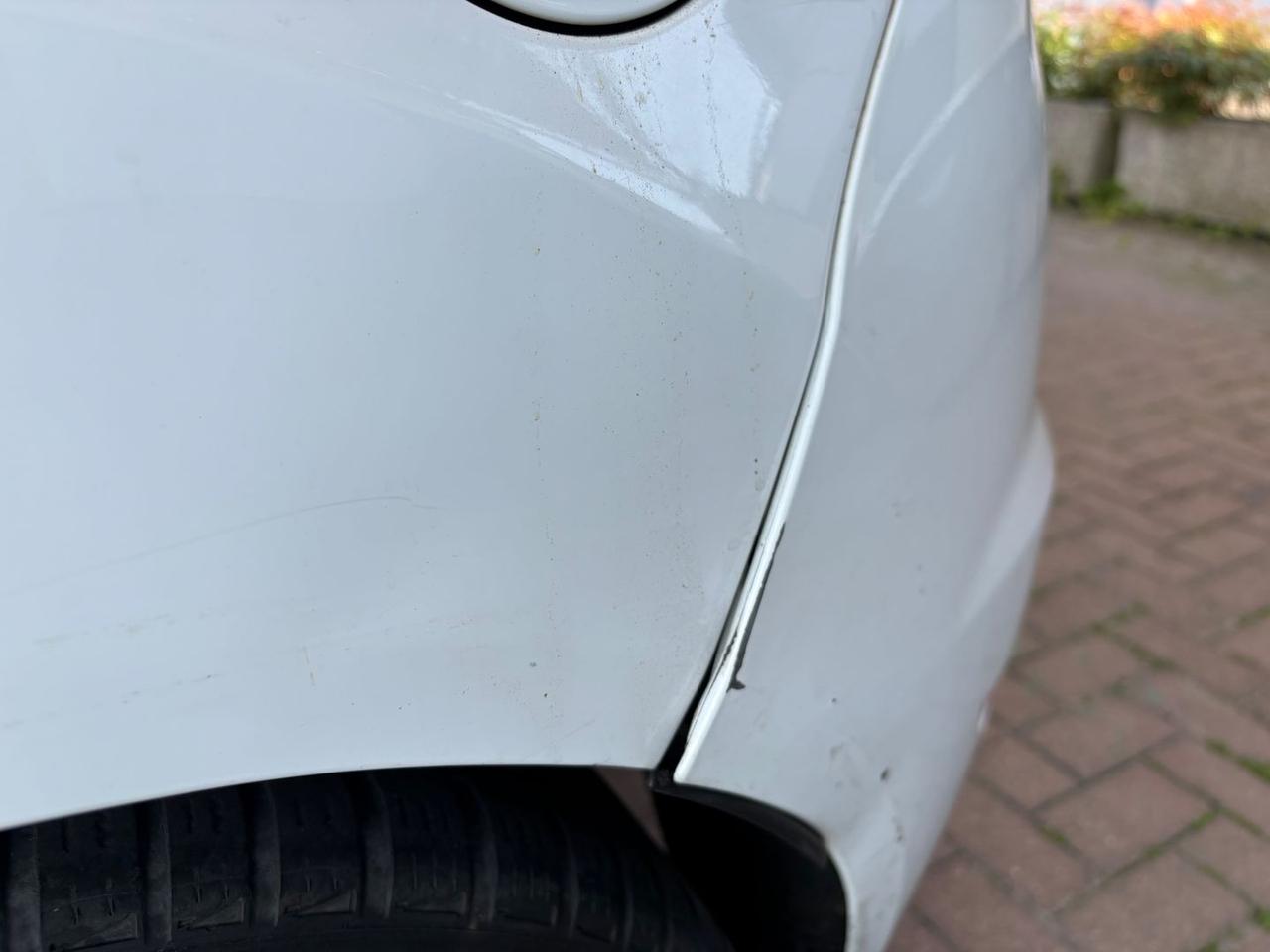 Ford Fiesta Titanium 1.5 TDCi AUTOCARRO DIS #10331