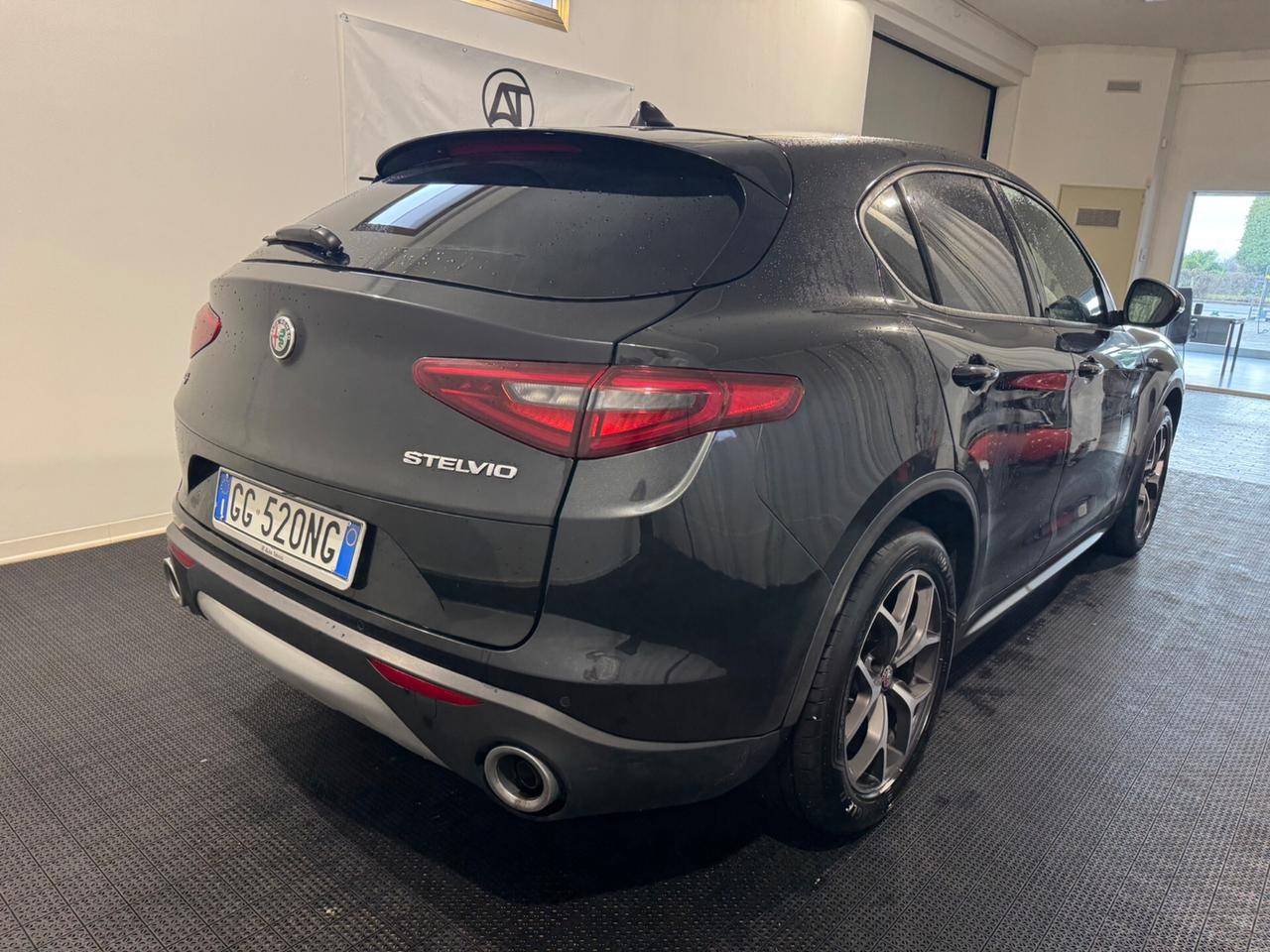 Alfa Romeo Stelvio 2.2 Turbodiesel 190 CV AT8 Q4 Executive