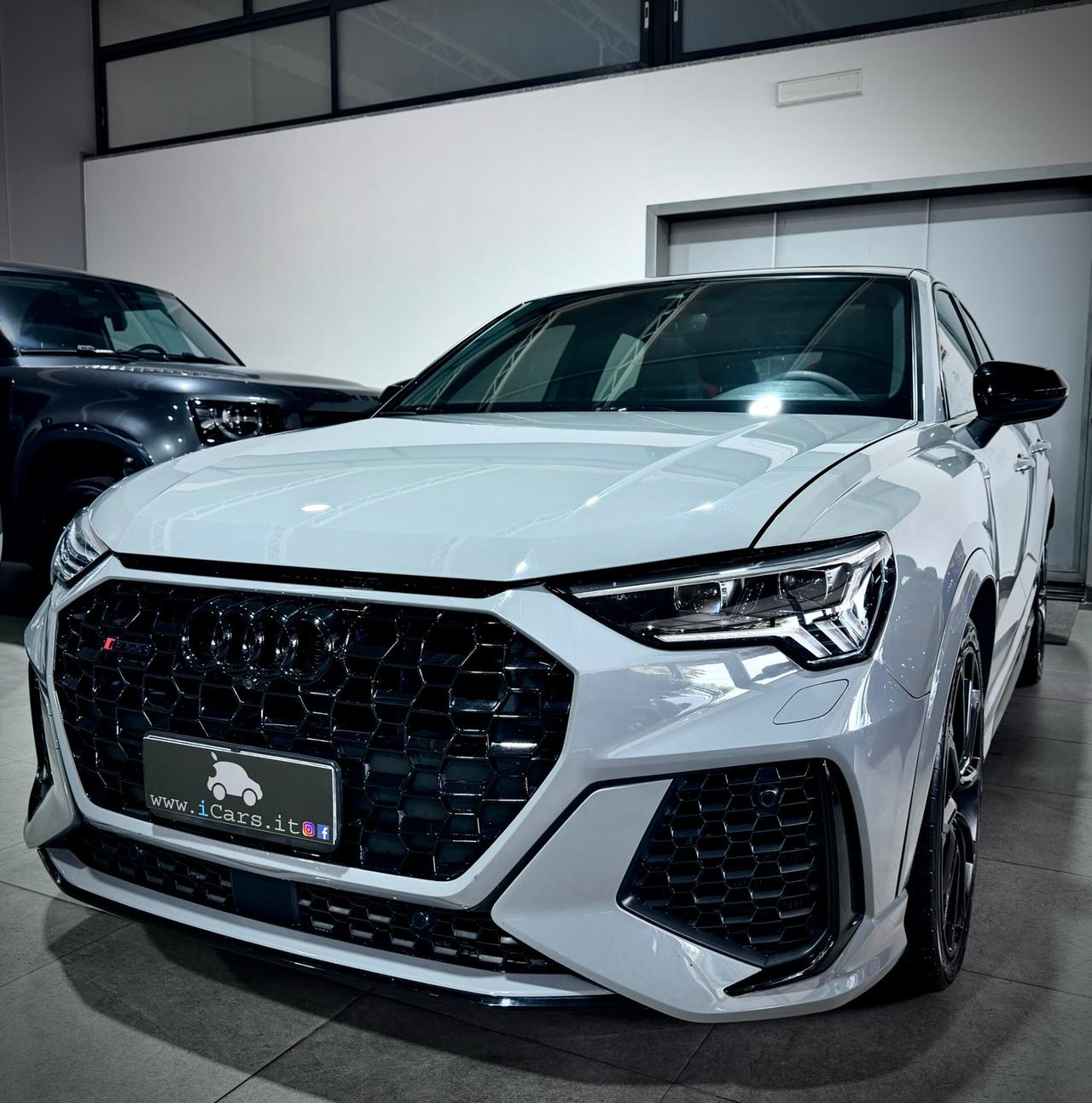 Audi RSQ3 SPBK 2.5 TFSI 400CV S-Tronic