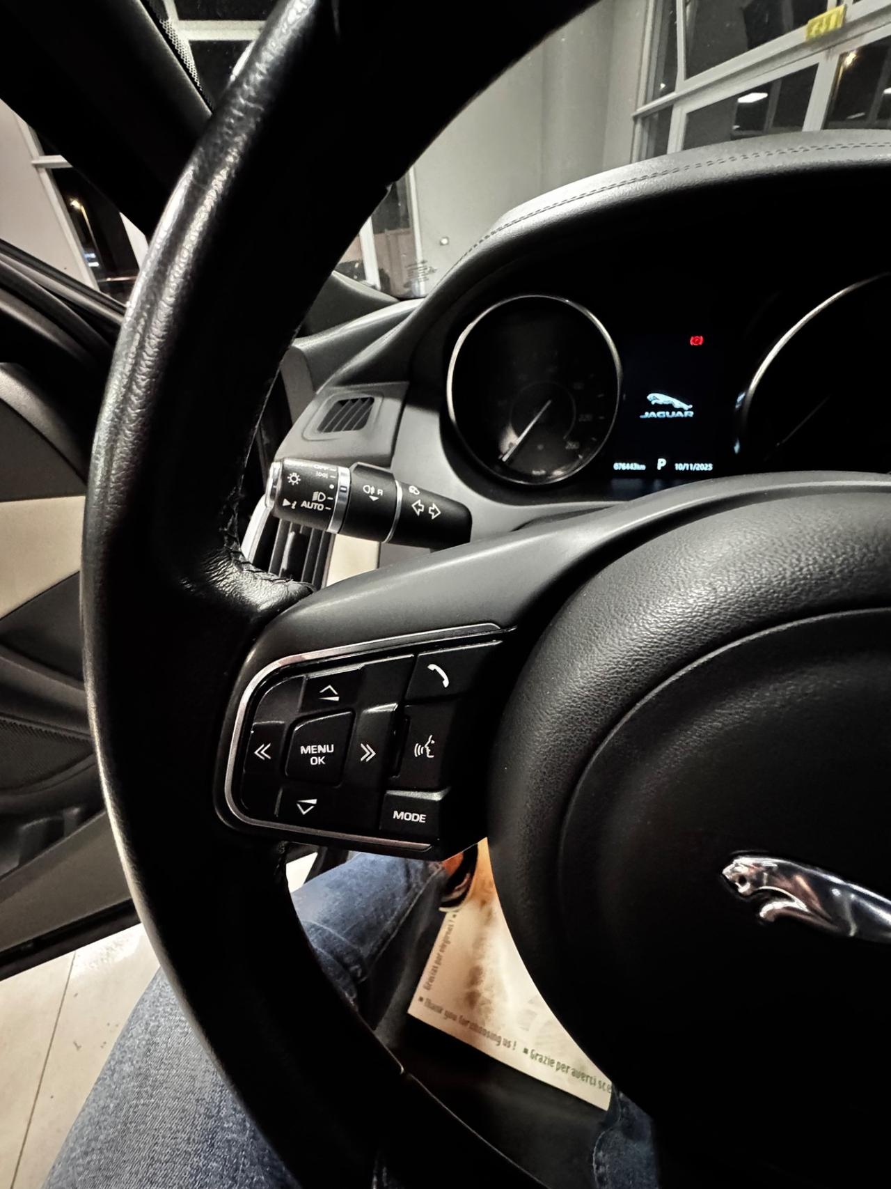 JAGUAR E-PACE 4WD R-DYNAMIC SPORT