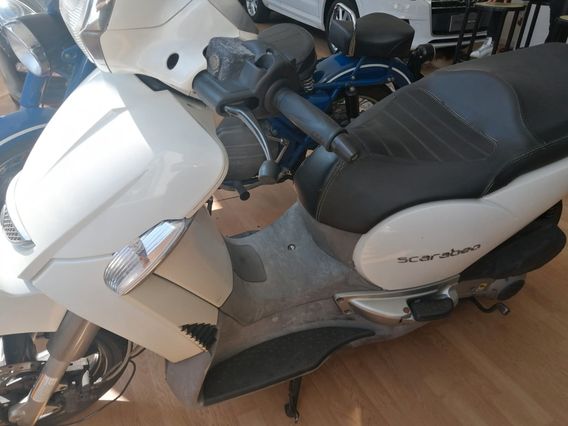SCARABEO 300