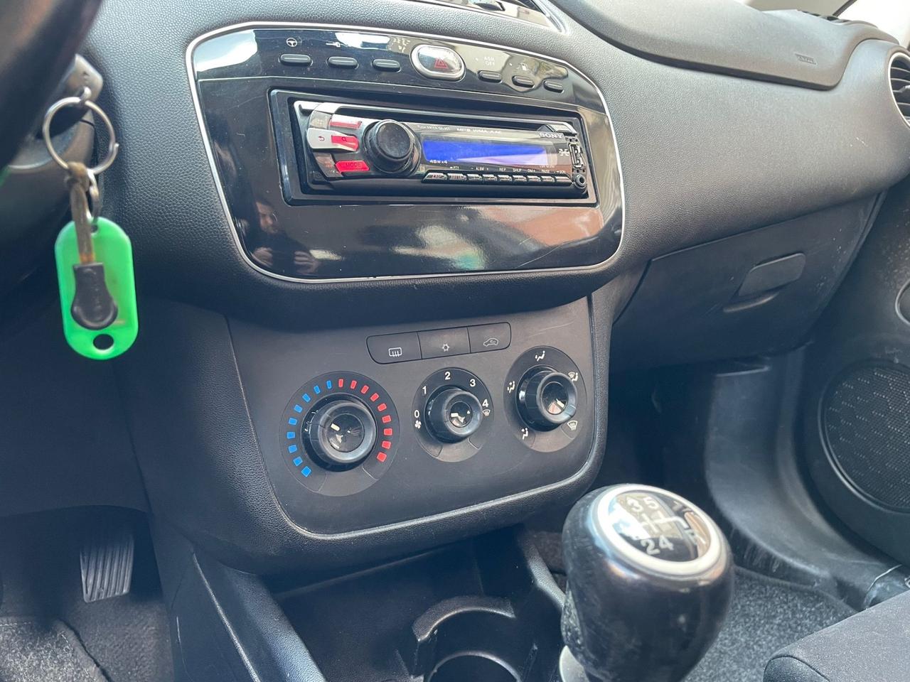 Fiat Punto Easy 1.4benz5 porte Natural Power Street Full Perfett