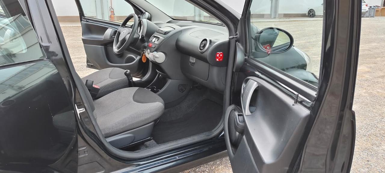 Toyota Aygo 1.0 VVT-i 69 CV 5 porte x-cool