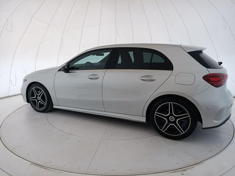 Mercedes-Benz Classe A - W177 2023 A 180 d AMG Line Advanced Plus auto