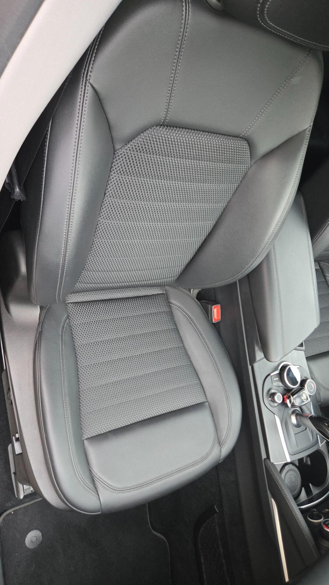 Alfa Romeo Stelvio 2.2 Turbodiesel 210 CV AT8 Q4 Executive