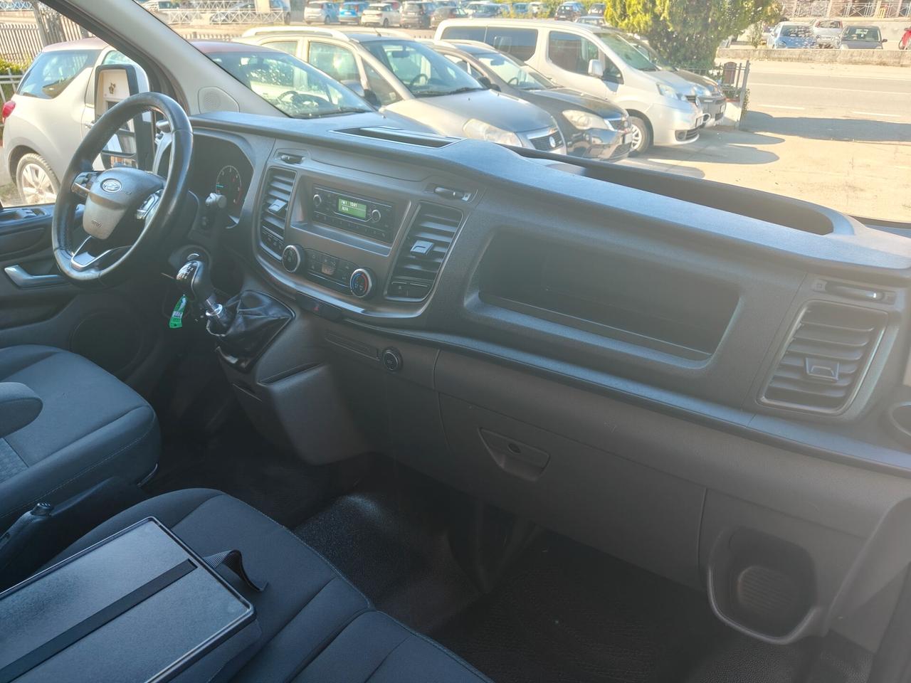 Ford Transit Custom Passo lungo