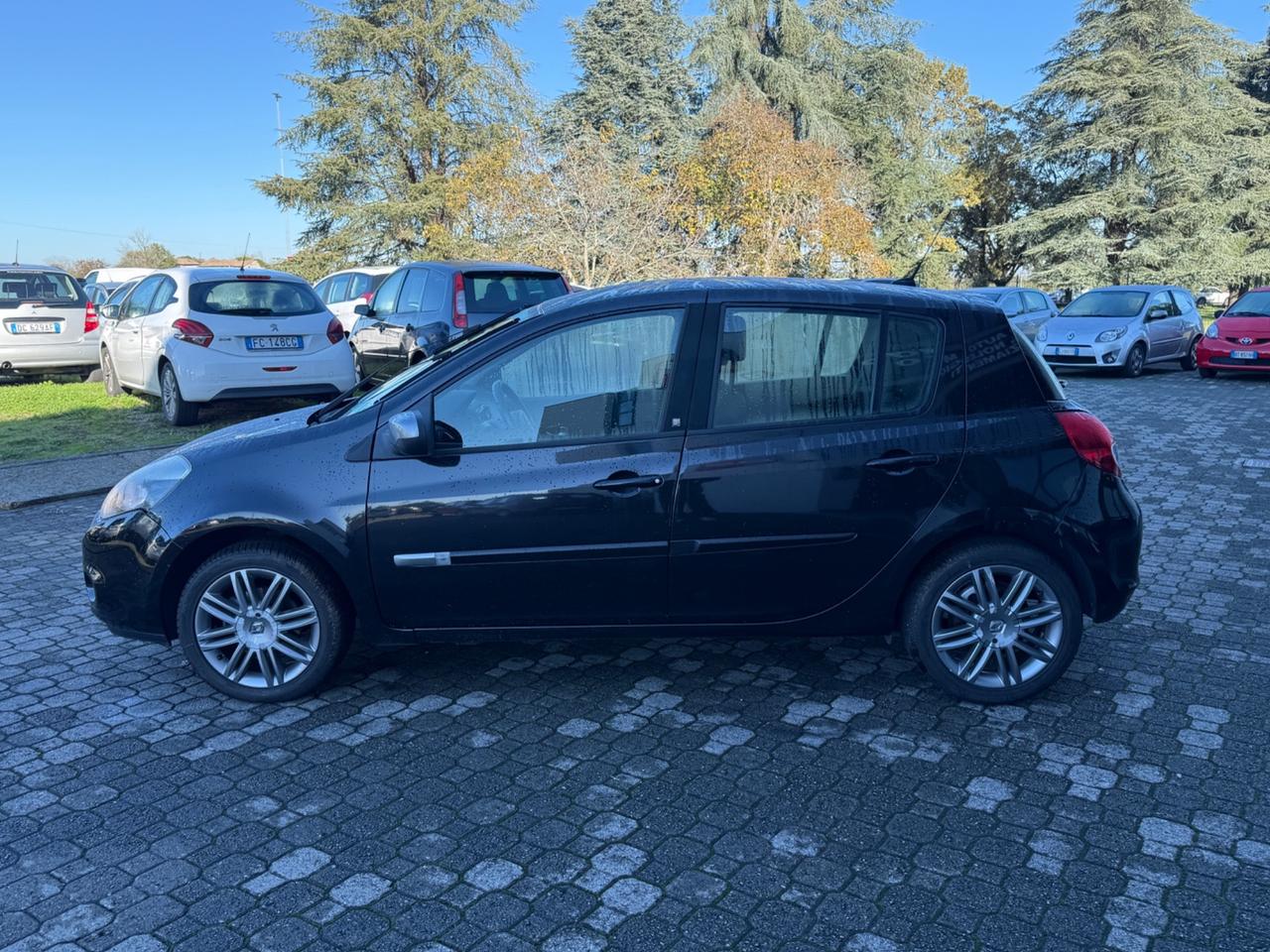 Renault Clio 1.2 16V 5 porte |NEOPATENTATI