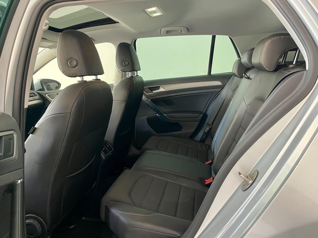 Volkswagen Golf 2.0 TDI 5p. Highline (Top Del Mese)