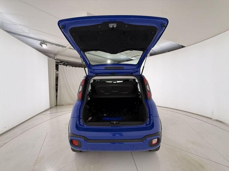 FIAT Panda Hybrid 1.0 S&S Hybrid E6d-T City Cross