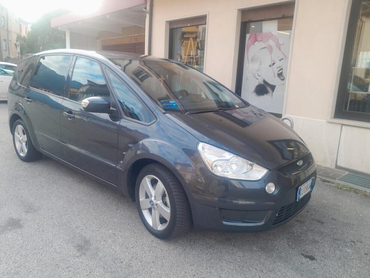 Ford S-Max 2.0 TDCi 131 CV automatico 7 posti