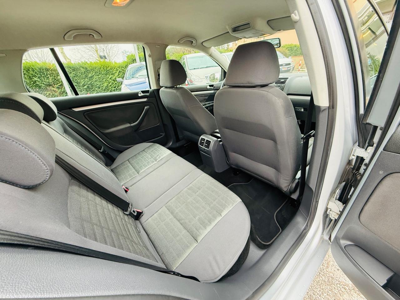 Volkswagen Golf 1.9 TDI 5p.