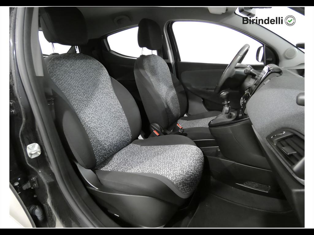 LANCIA Ypsilon 3ª serie - Ypsilon 1.0 FireFly 5 porte S&S Hybrid Silver