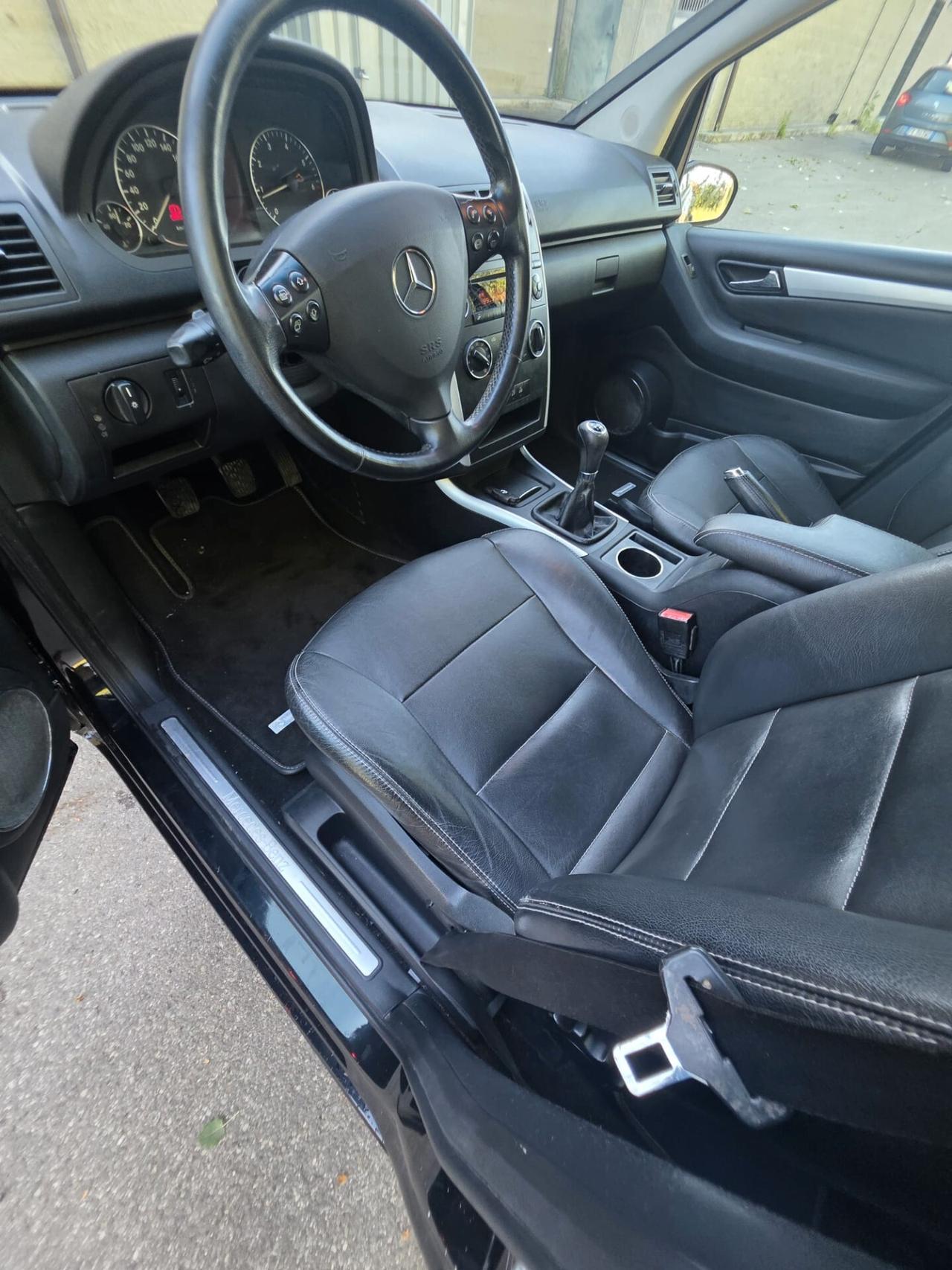 Mercedes-benz A 150 Classic Basic