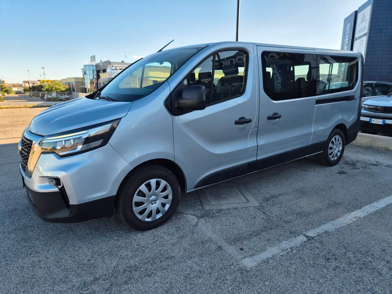 Nissan NV300 2.0 dCi 150CV PC-TN L2H1 Bus 9 posti